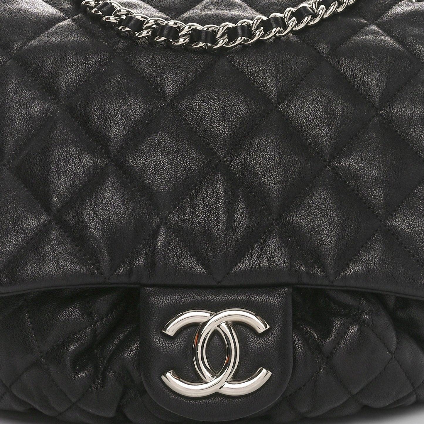 Washed Lambskin Quilted Large Chain Around Messenger Black