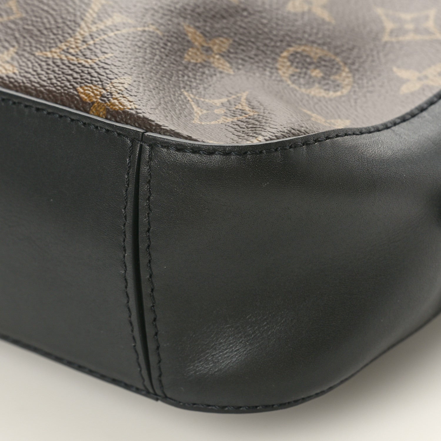 Louis Vuitton Monogram Saintonge Black 9 of 9
