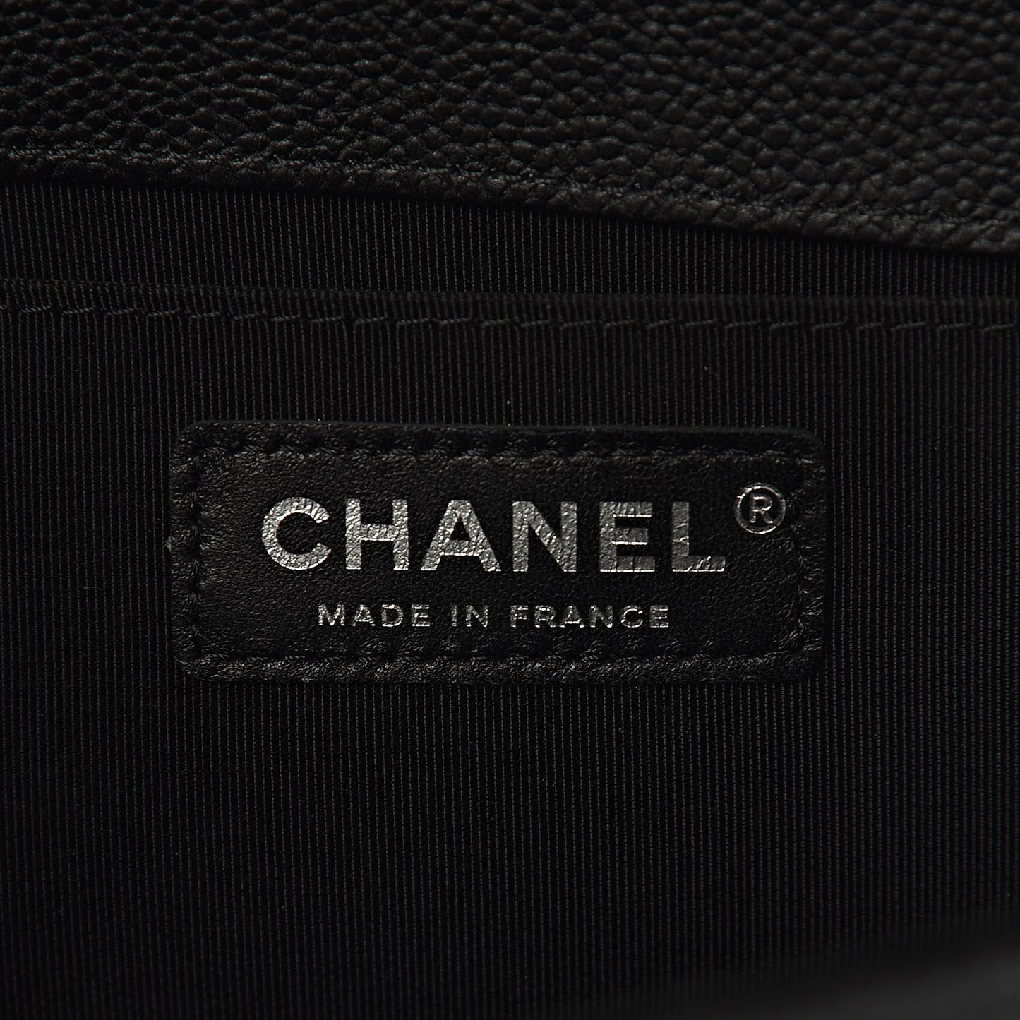 Caviar Quilted Medium Boy Flap Black