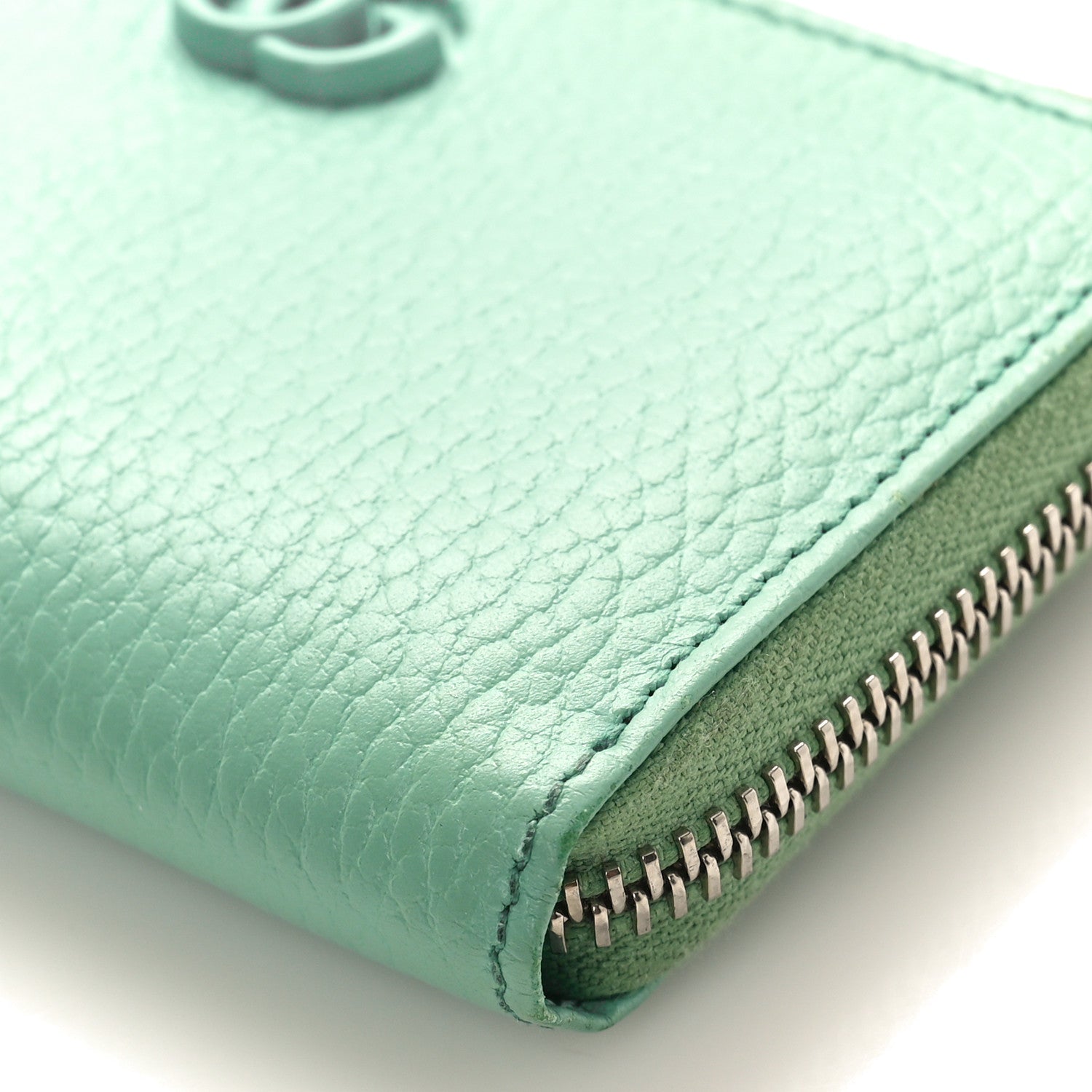 Gucci Dollar Calfskin Enamel Monochrome GG Marmont Zip Around Card Holder Pepperlight Mint 8 of 8