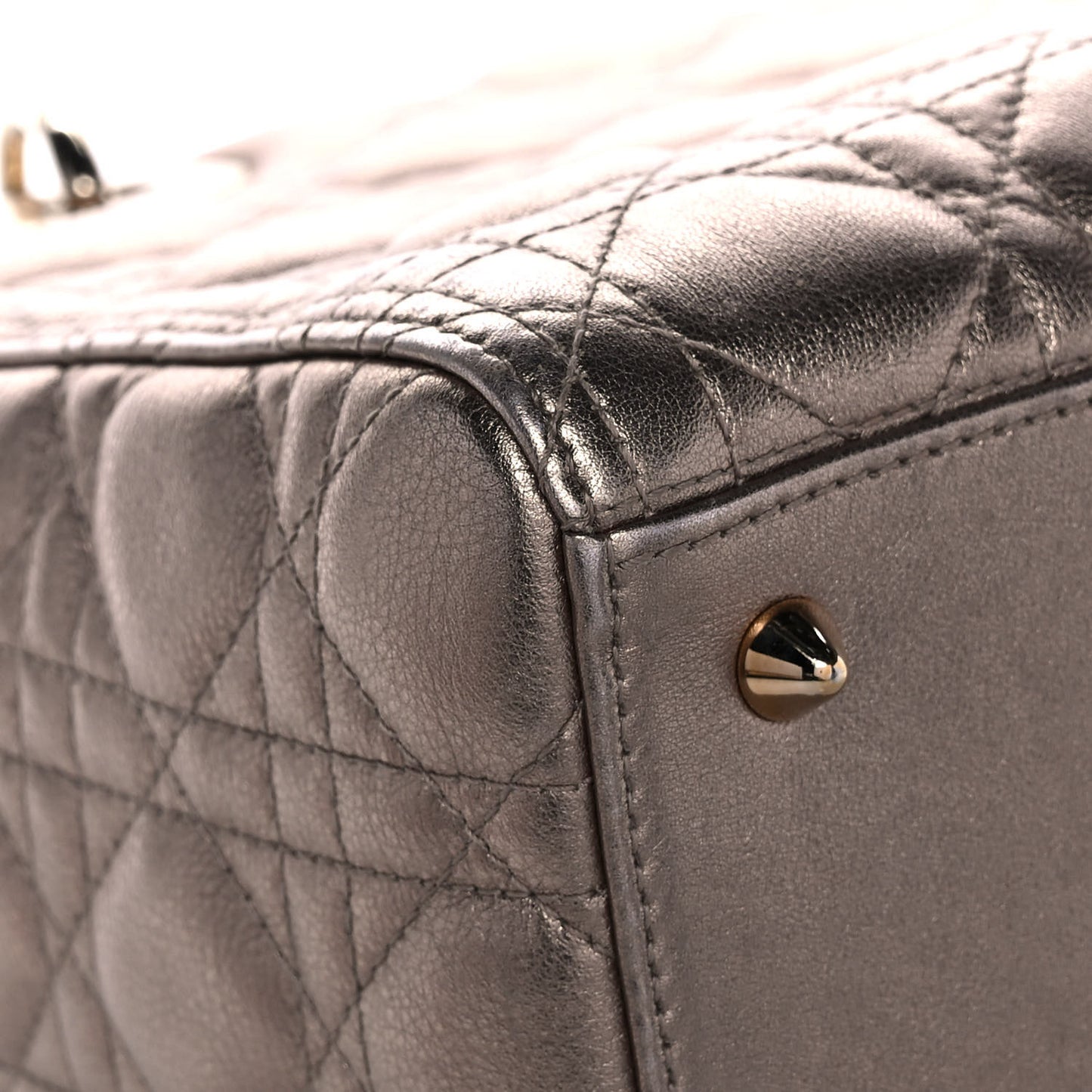 Metallic Calfskin Cannage Medium Lady Dior Gold