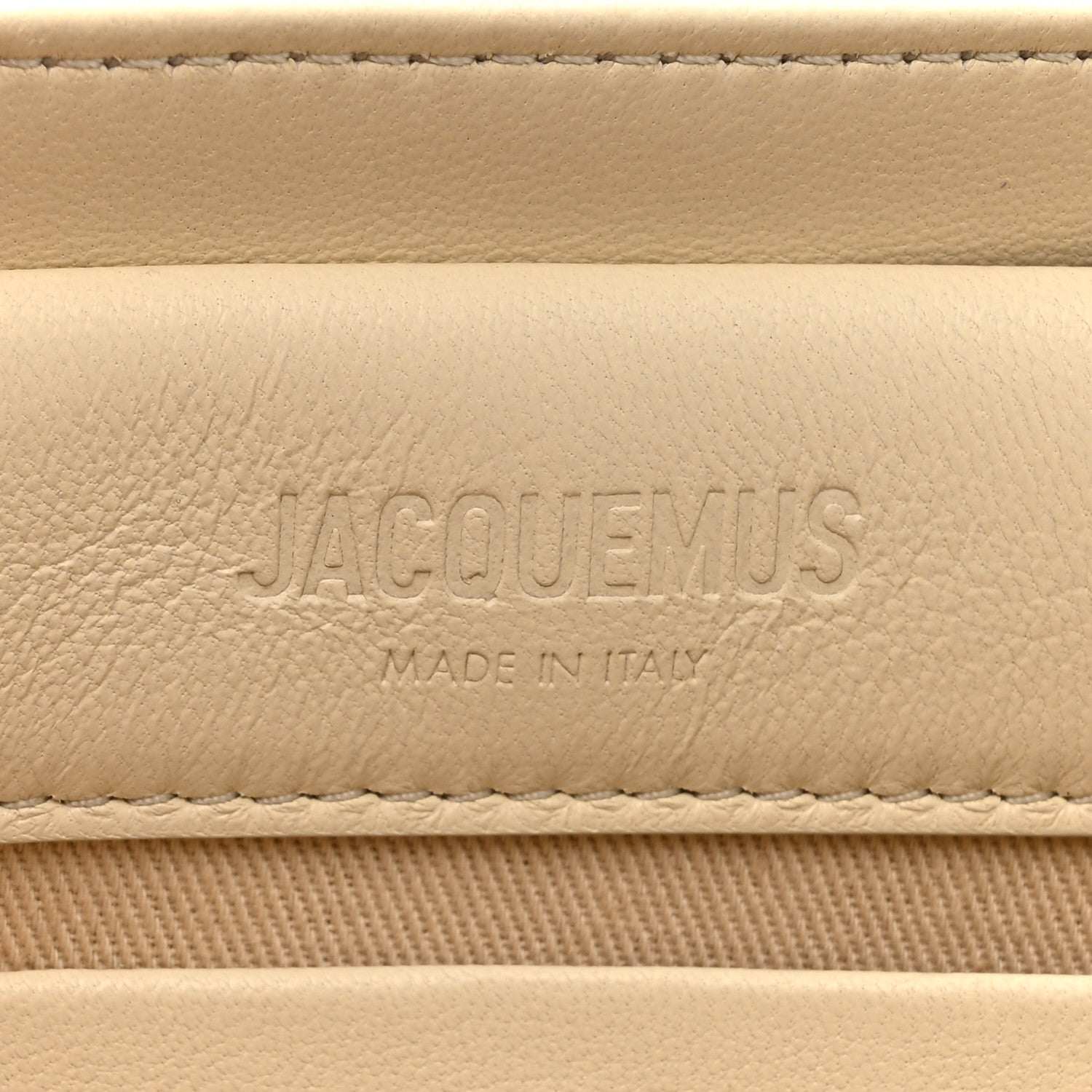 Jacquemus Smooth Calfskin Le Rond Carre Shoulder Bag Light Ivory 7 of 14