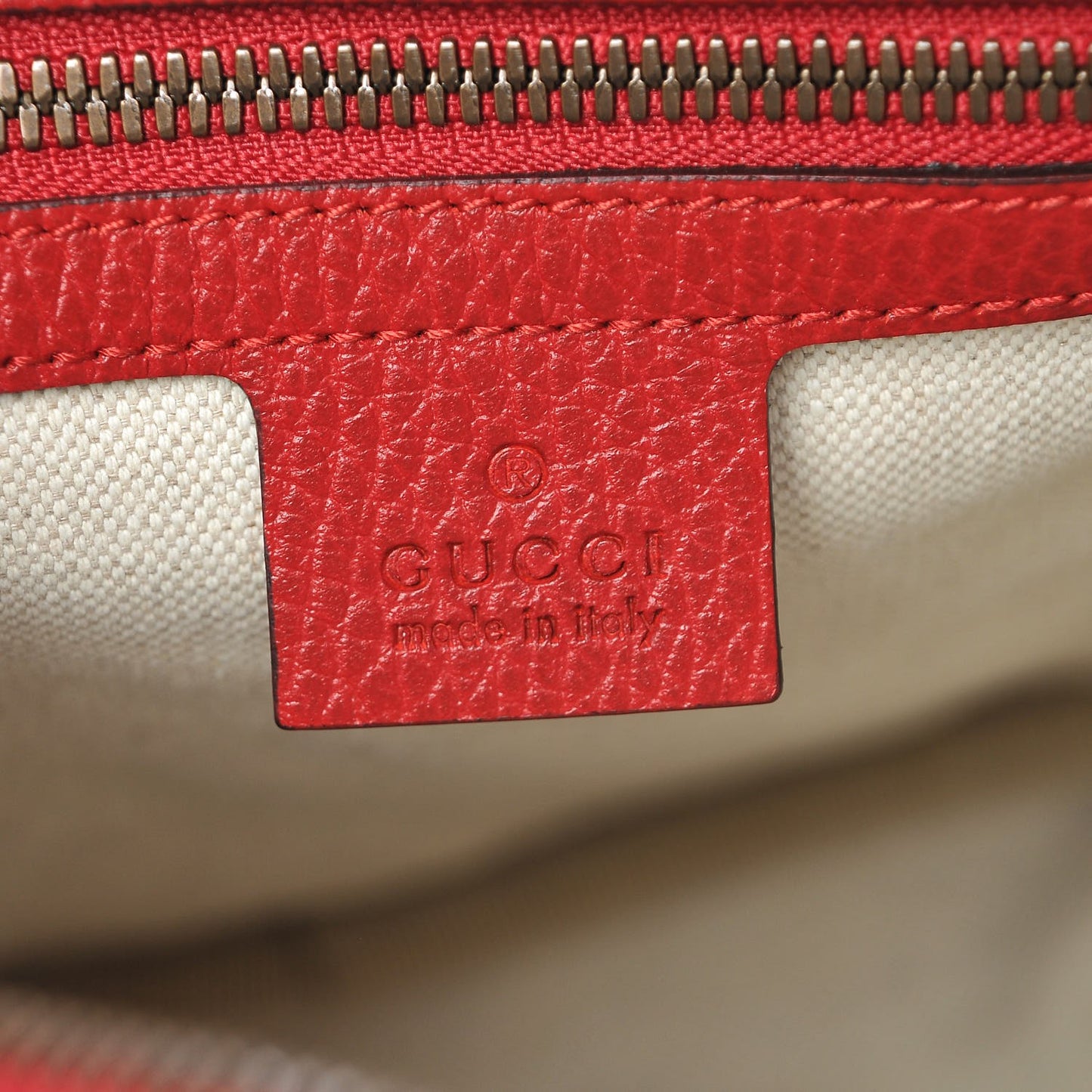 Grained Calfskin Logo Messenger Bag Hibiscus Red