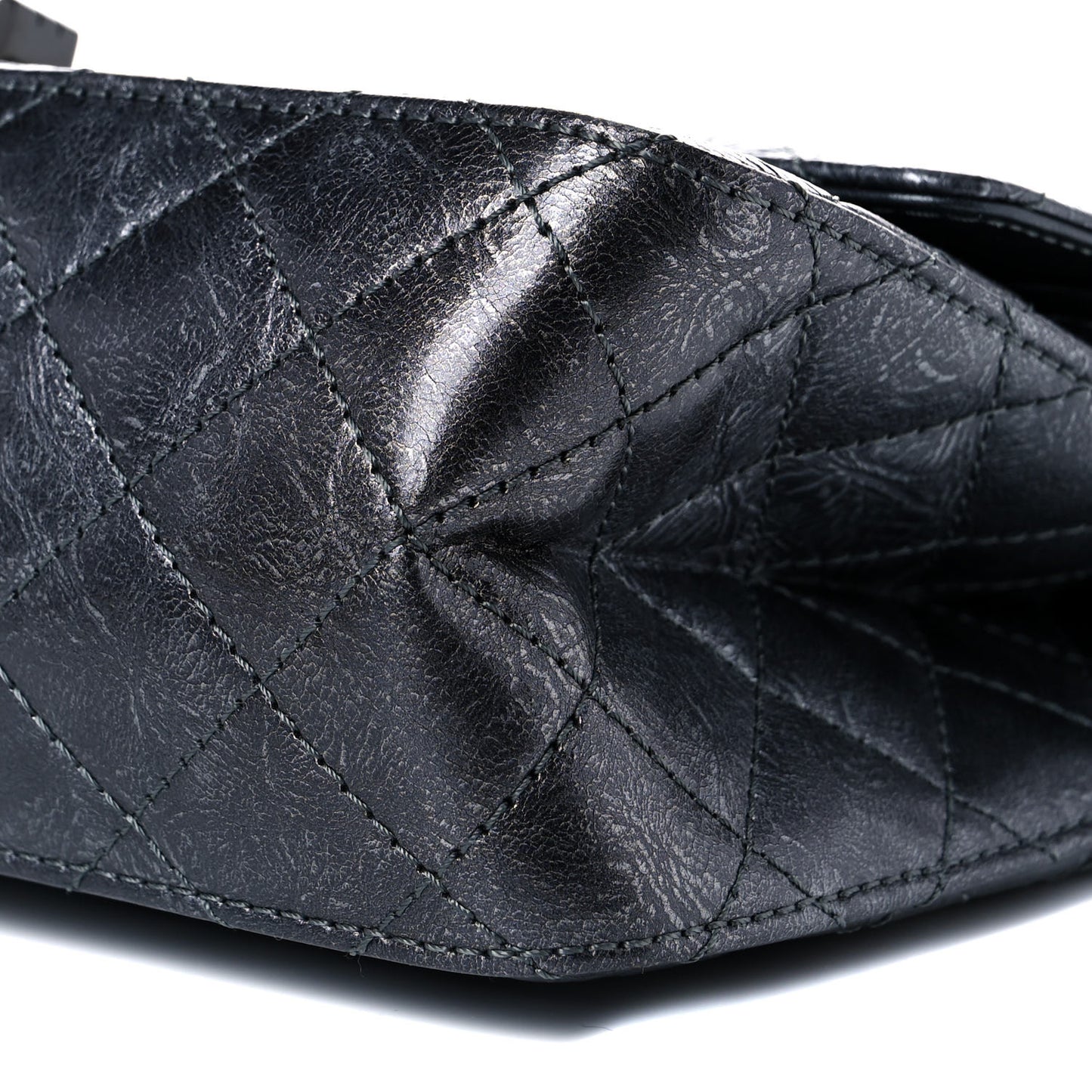 Metallic Crumpled Calfskin Quilted 2.55 Reissue 226 Flap Charcoal