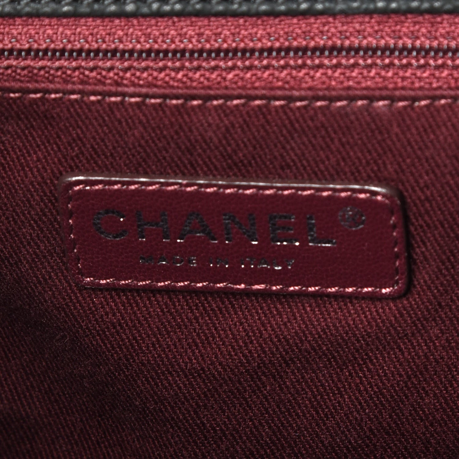 Chanel Iridescent Grained Calfskin Quilted Globe Trotter Vanity Case Black 8 of 12