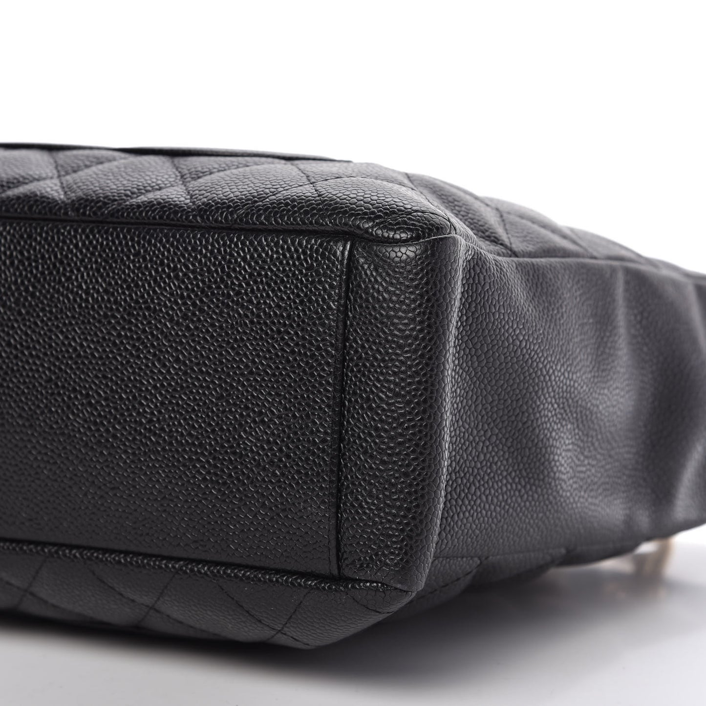 Caviar Quilted Petit Shopping Tote PST Black