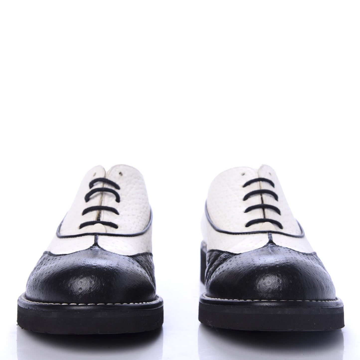 Calfskin Embossed Lace Up Oxfords 37 White Black