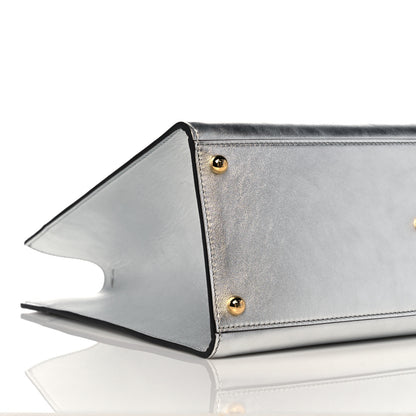 Fendi Vitello Catalan Mirror Plexiglass Logo Embossed Medium Fendi Sunshine Shopper Tote Argento 9 of 11