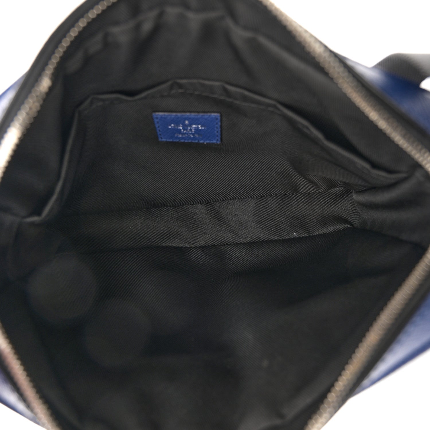 Louis Vuitton Taiga Monogram Outdoor Messenger Cobalt 5 of 12