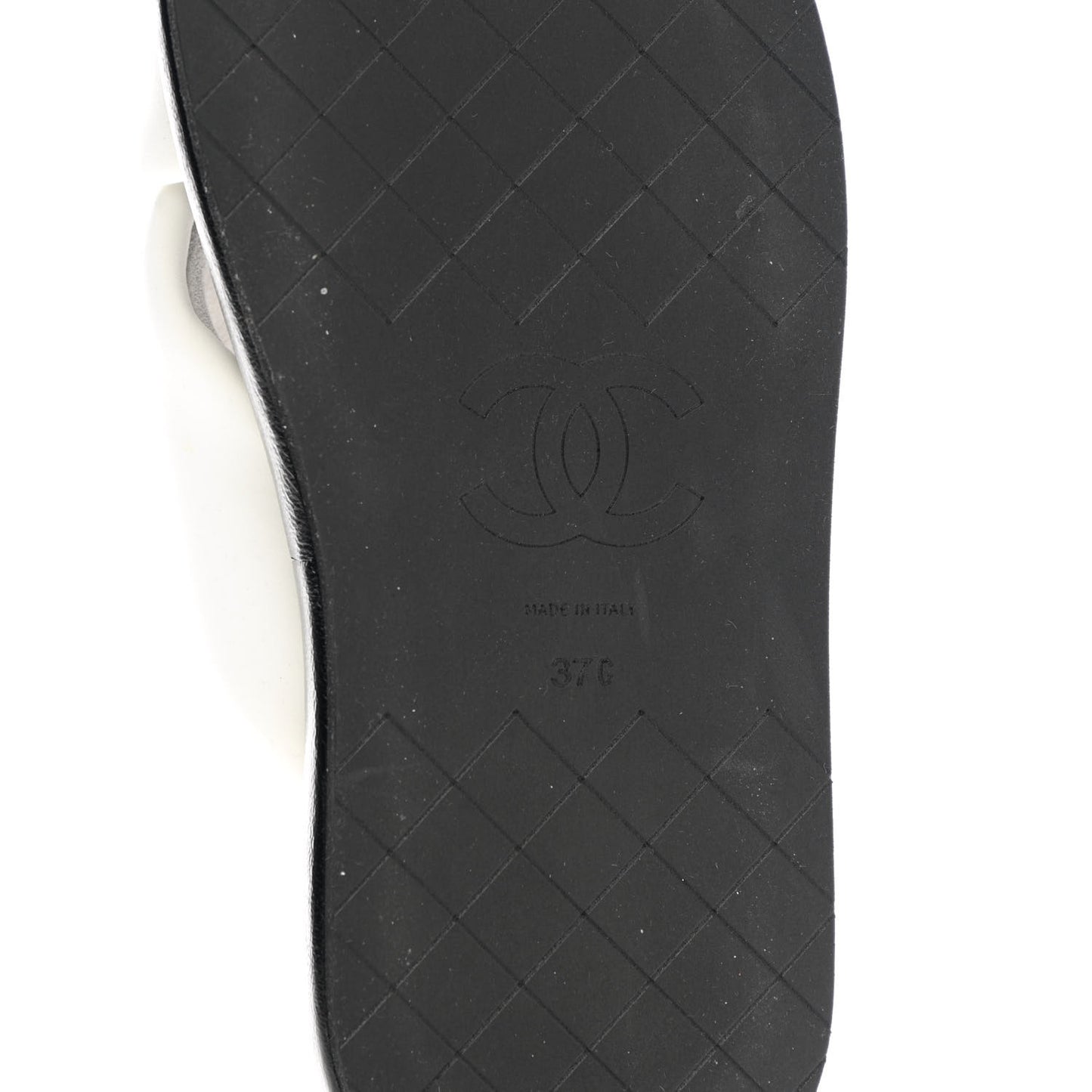 Lambskin Padded CC Sandals 37 White Black