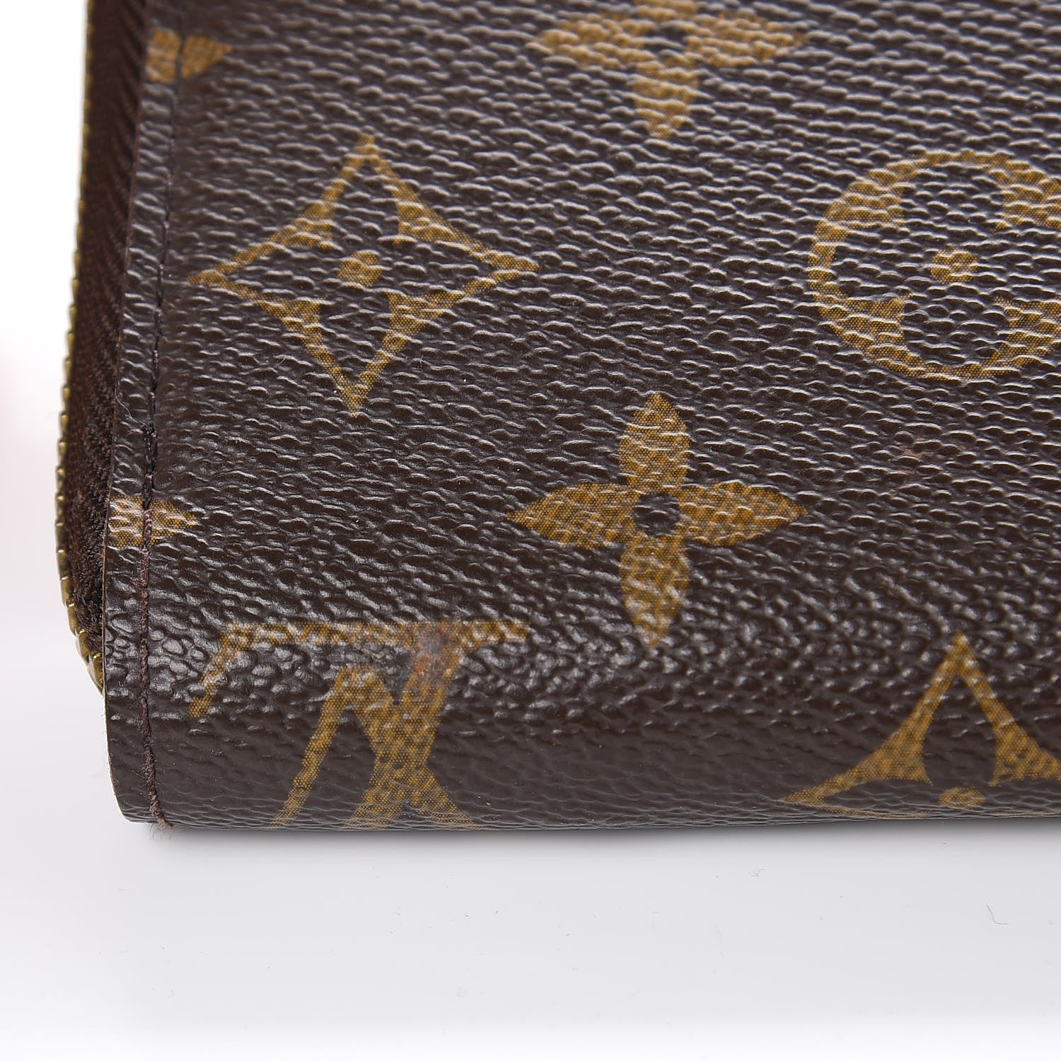 Louis Vuitton Monogram Zippy Wallet 11 of 11