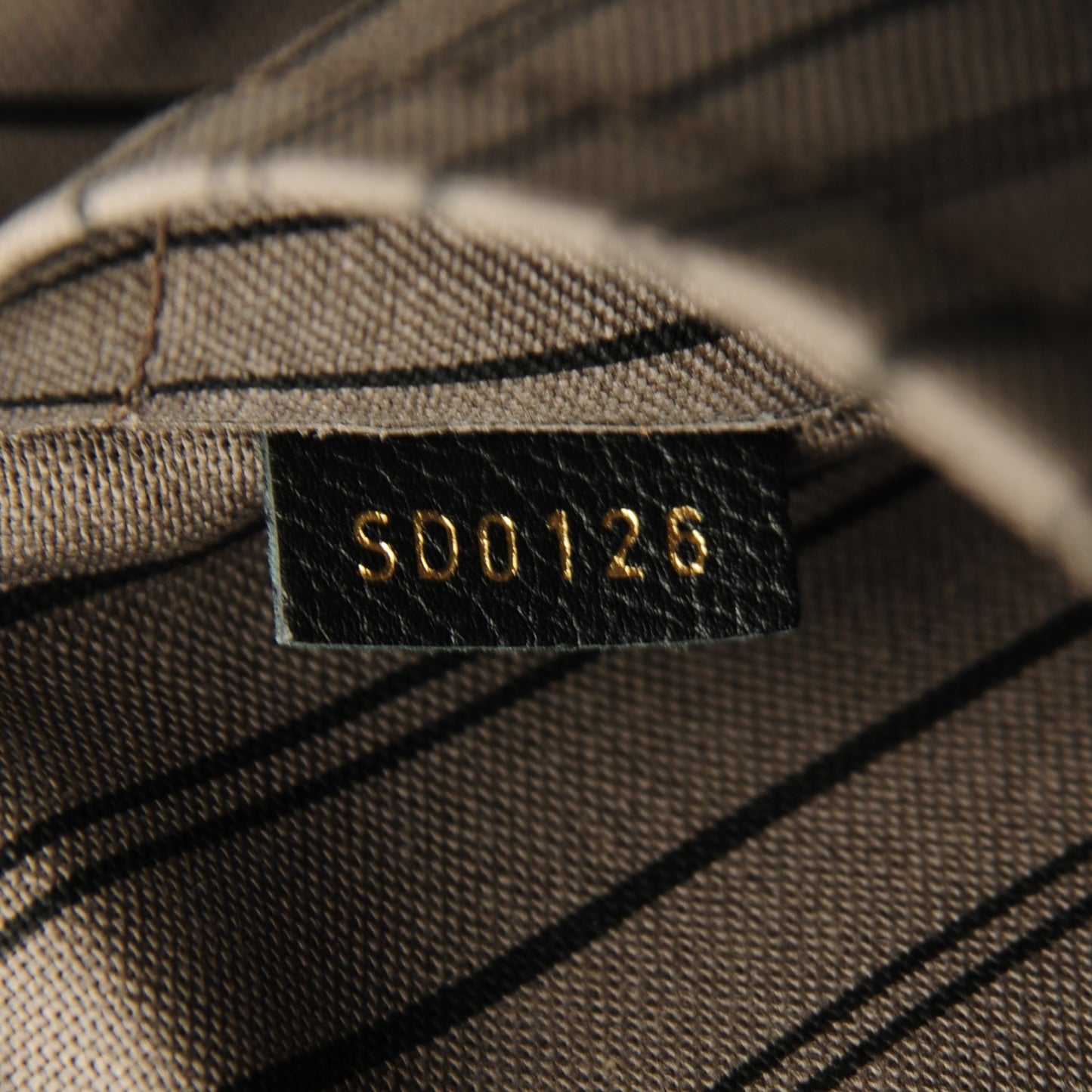 Empreinte Montaigne MM Black