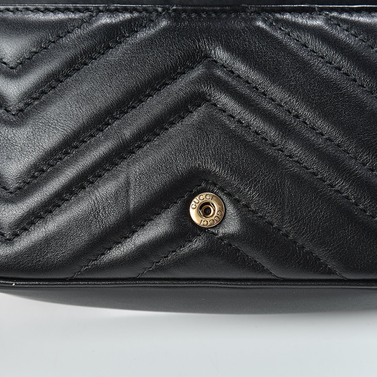 Calfskin Matelasse Super Mini GG Marmont Shoulder Bag Black