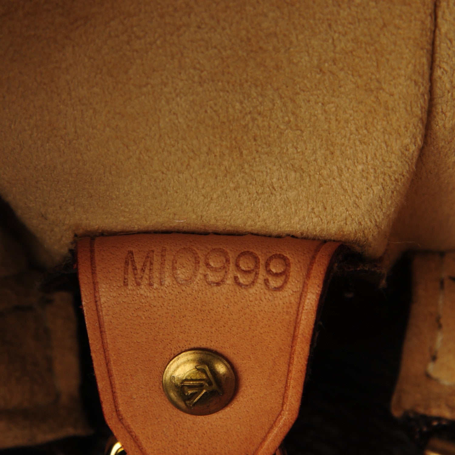 Louis Vuitton Monogram Looping GM 5 of 7