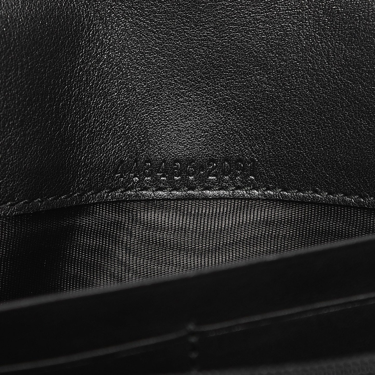 Calfskin Matelasse GG Marmont Continental Wallet Black