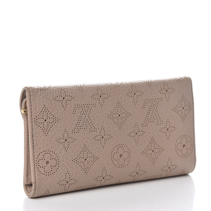 Louis Vuitton Mahina Amelia Wallet Sandy 3 of 15