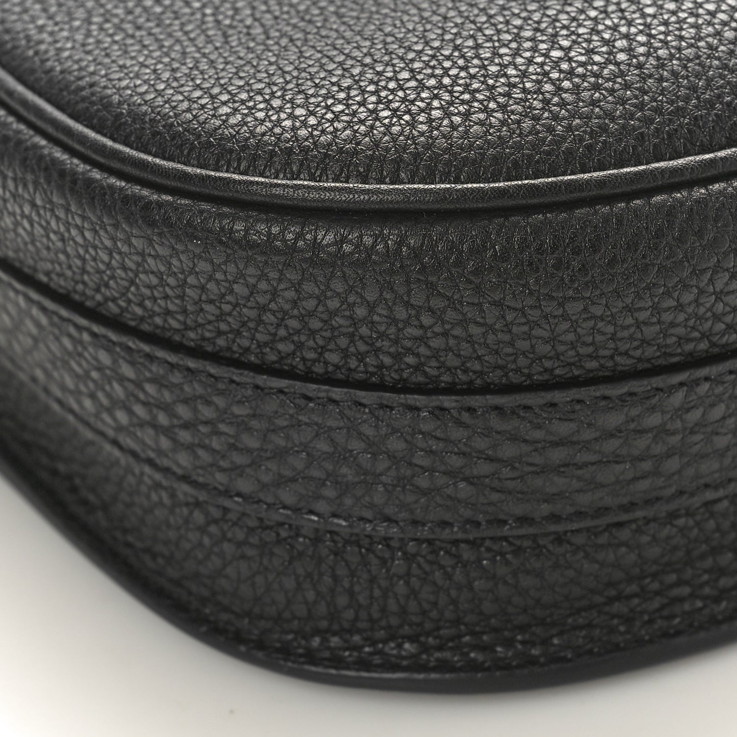 Grained Calfskin Medium Bobby Flap Black