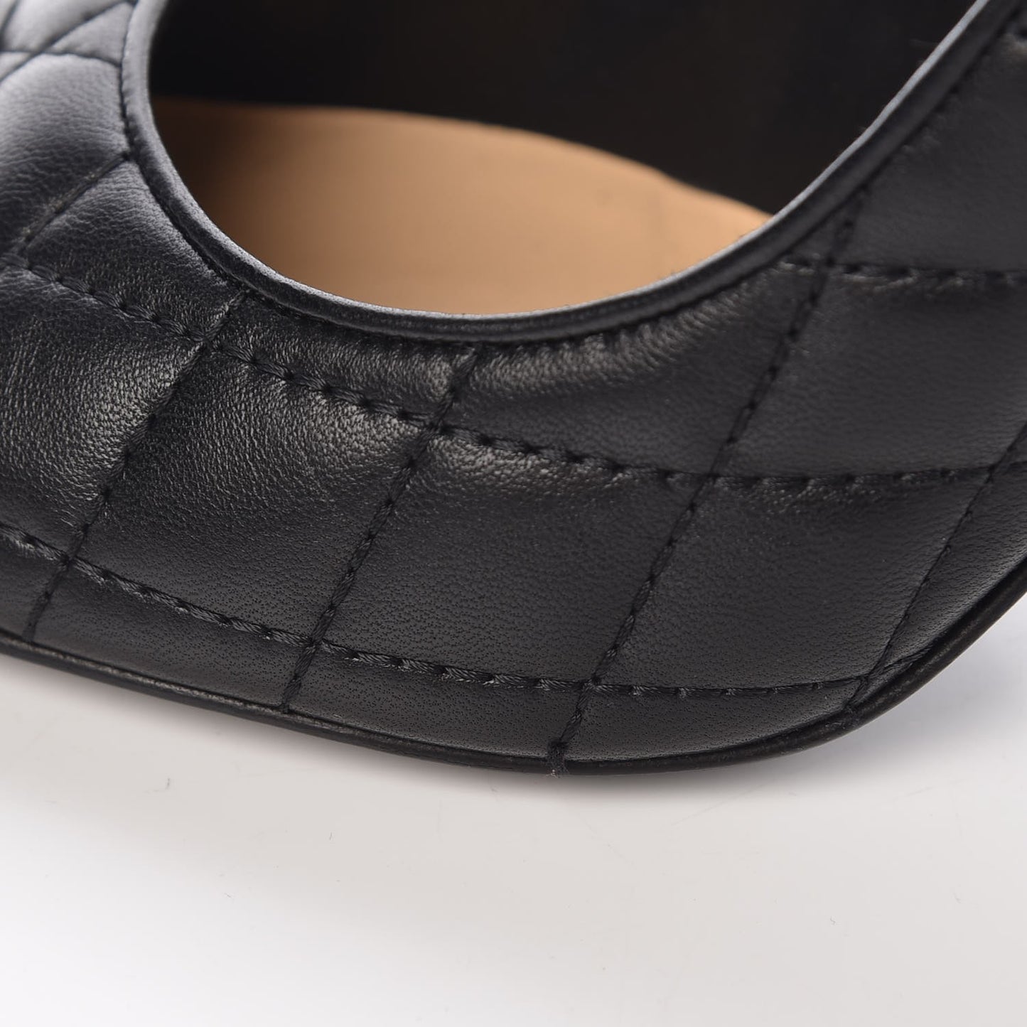 Lambskin Quilted Cap Toe Pumps 38 Black