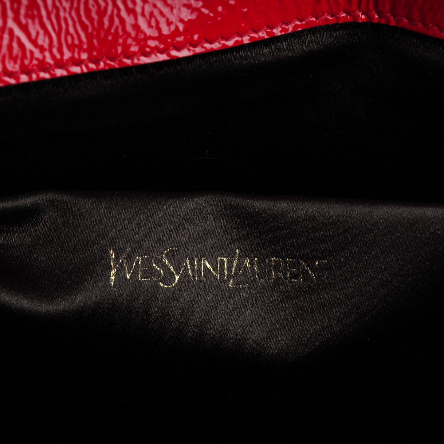 Textured Patent Monogram Large Belle De Jour Clutch Red