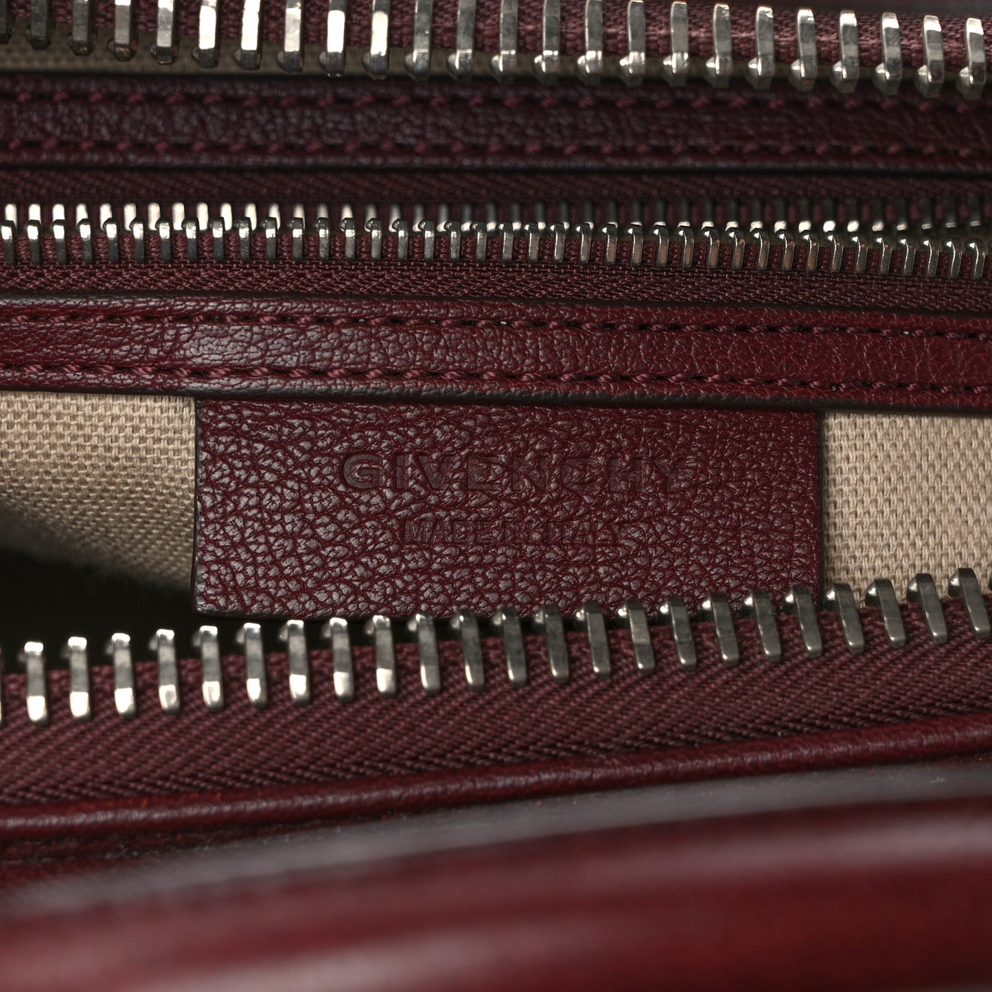 Sugar Goatskin Medium Antigona Oxblood