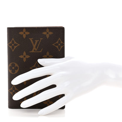 Louis Vuitton Monogram Passport Cover 2 of 7