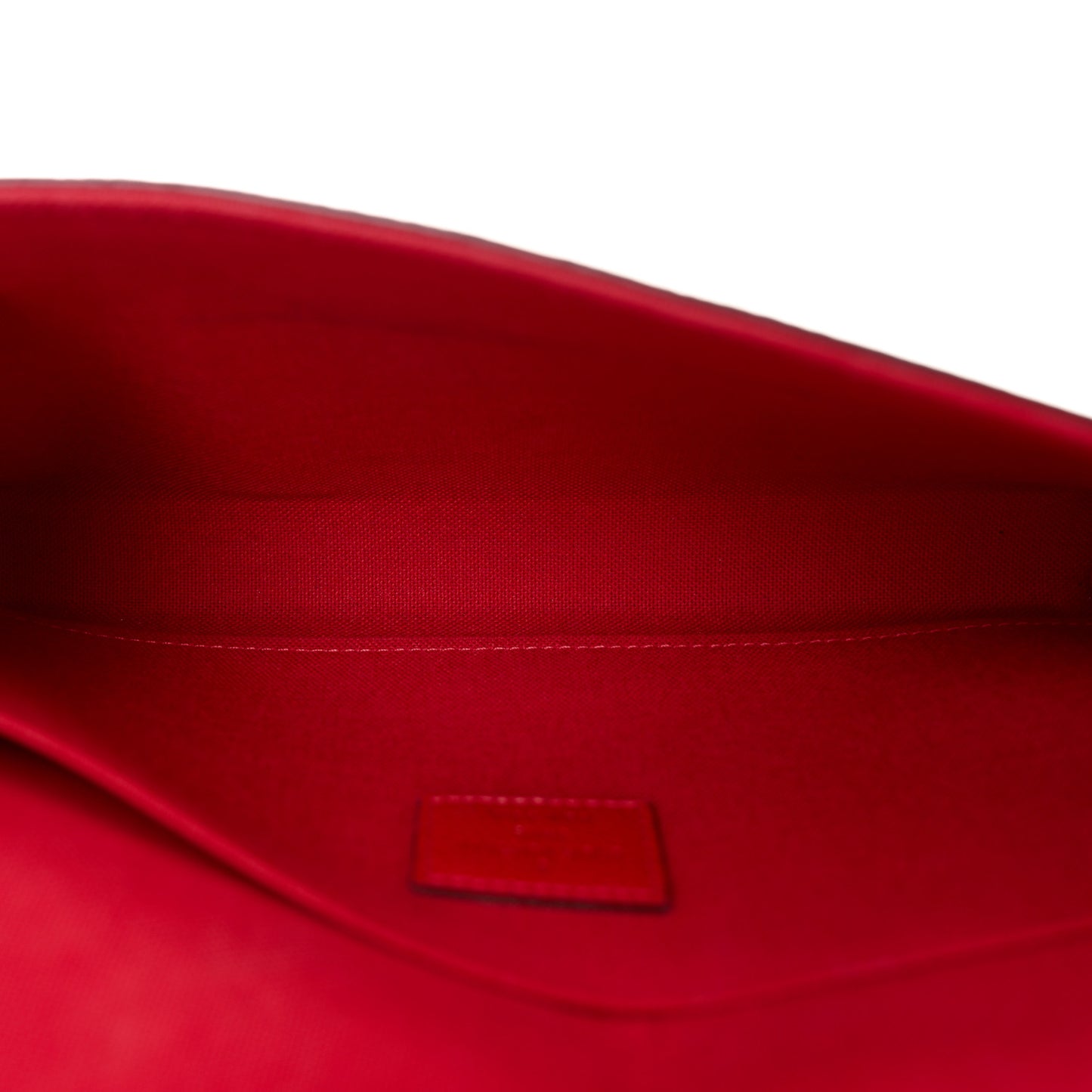 Empreinte Pochette Felicie Chain Wallet Scarlet