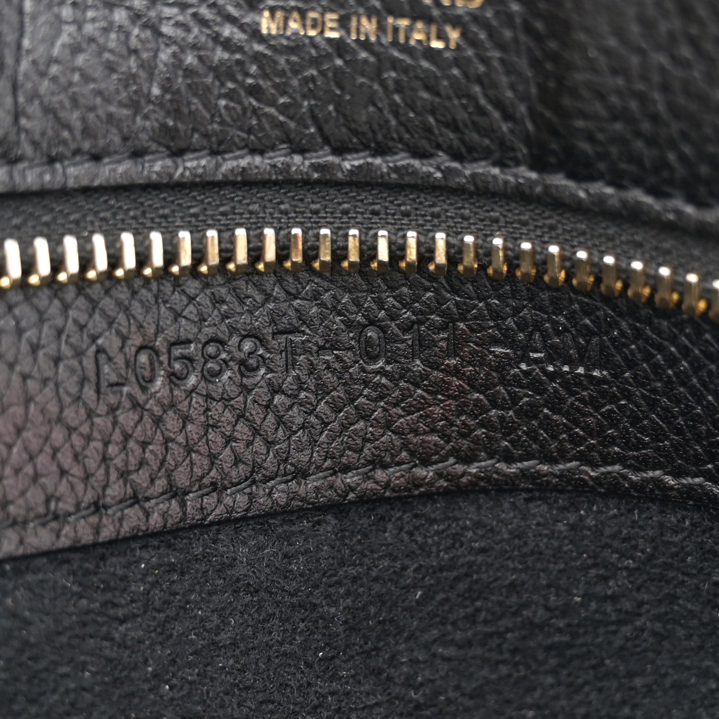Pebbled Calfskin Medium Jennifer Zip Tote Black