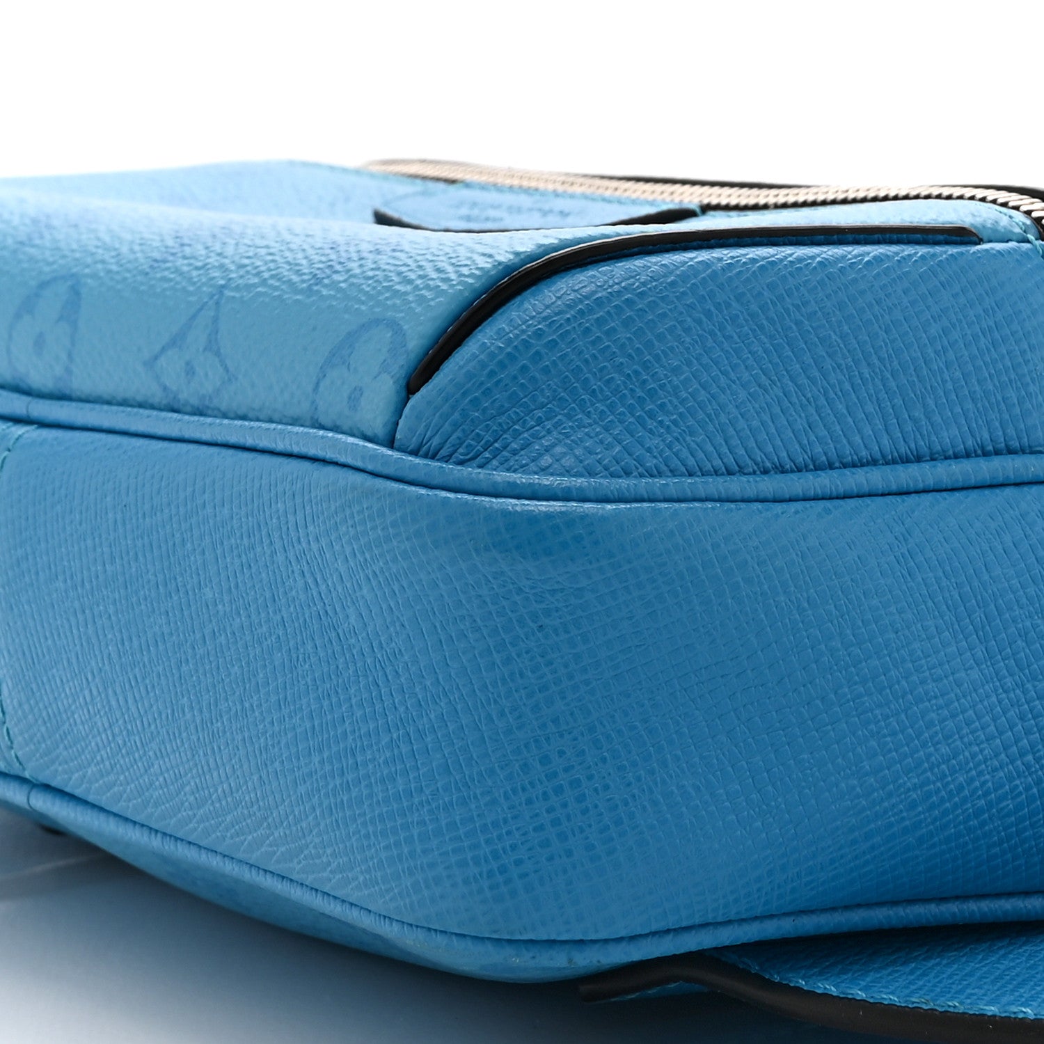 Louis Vuitton Taigarama Outdoor Messenger Blue Lagoon 10 of 10