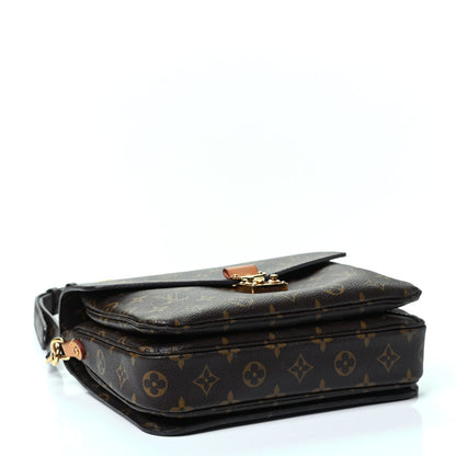 Louis Vuitton Monogram Pochette Metis 3 of 4