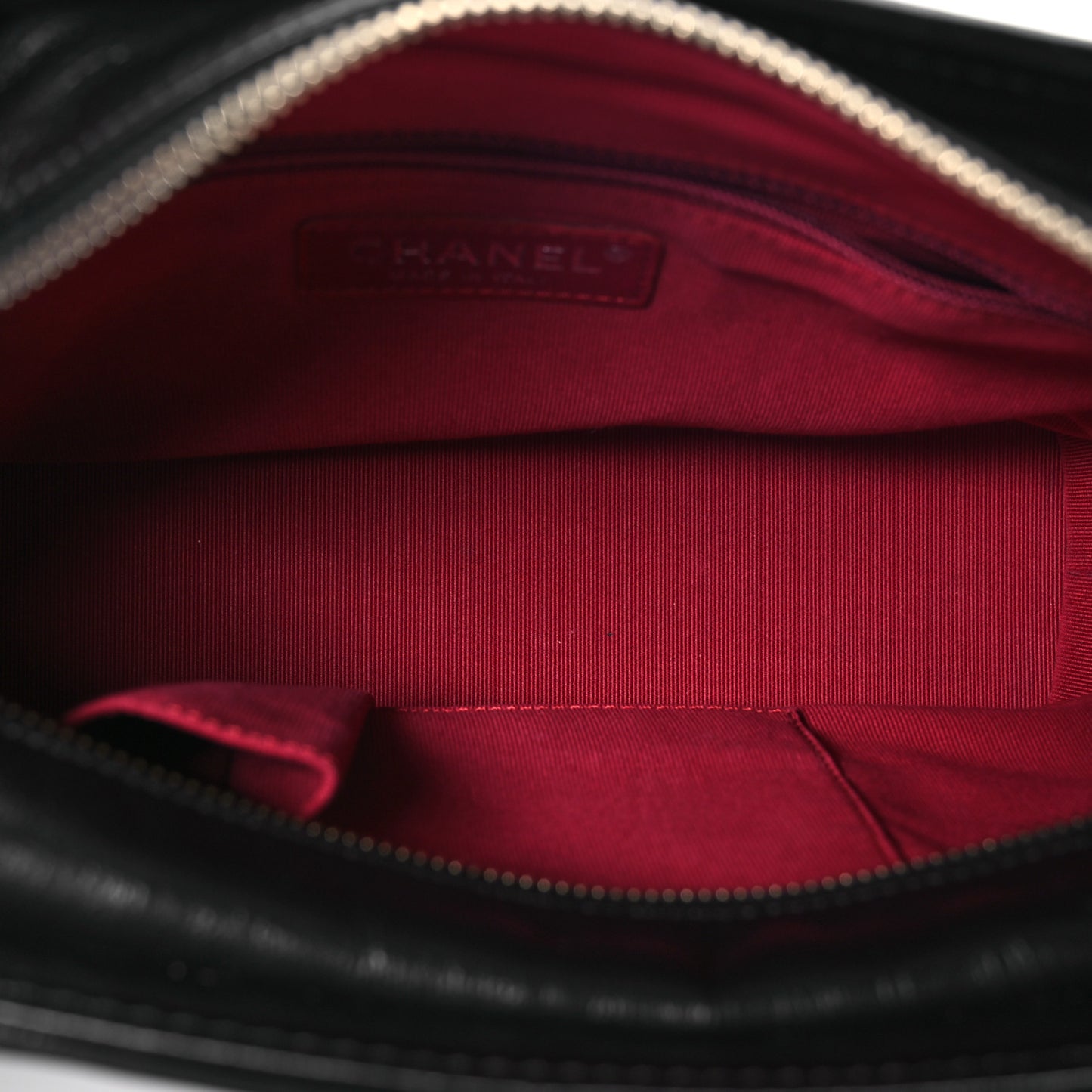 Aged Calfskin Quilted New Medium Gabrielle Hobo Black