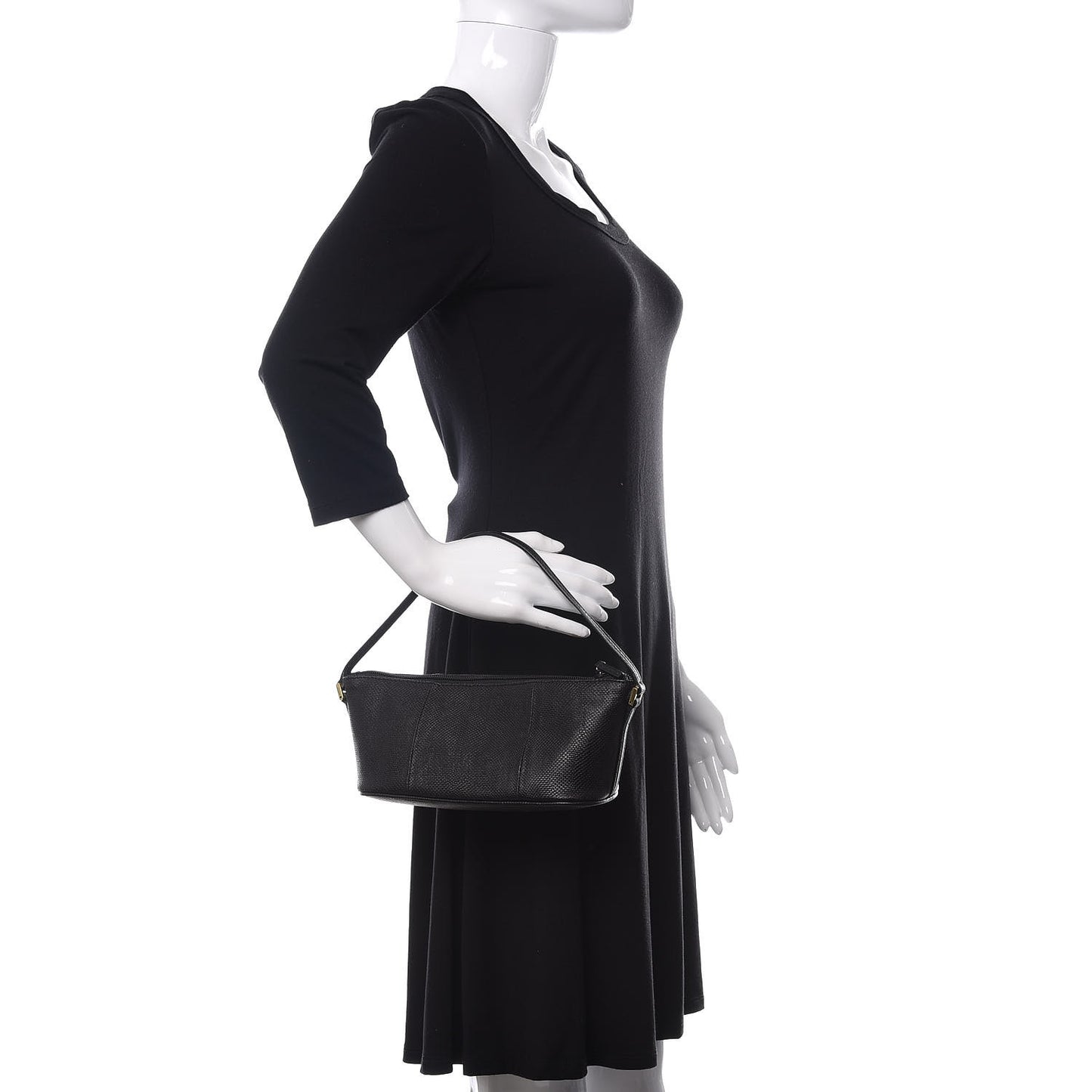 Calfskin Lizard Embossed Boat Pochette Black