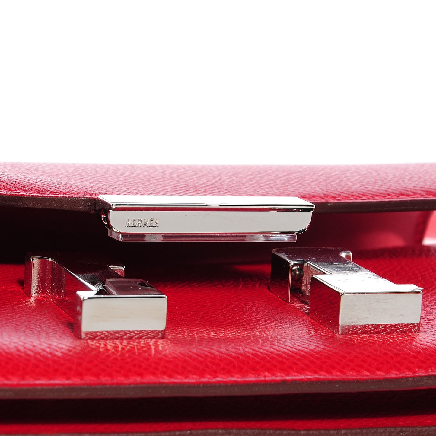 Epsom Constance 18 Rouge Casaque