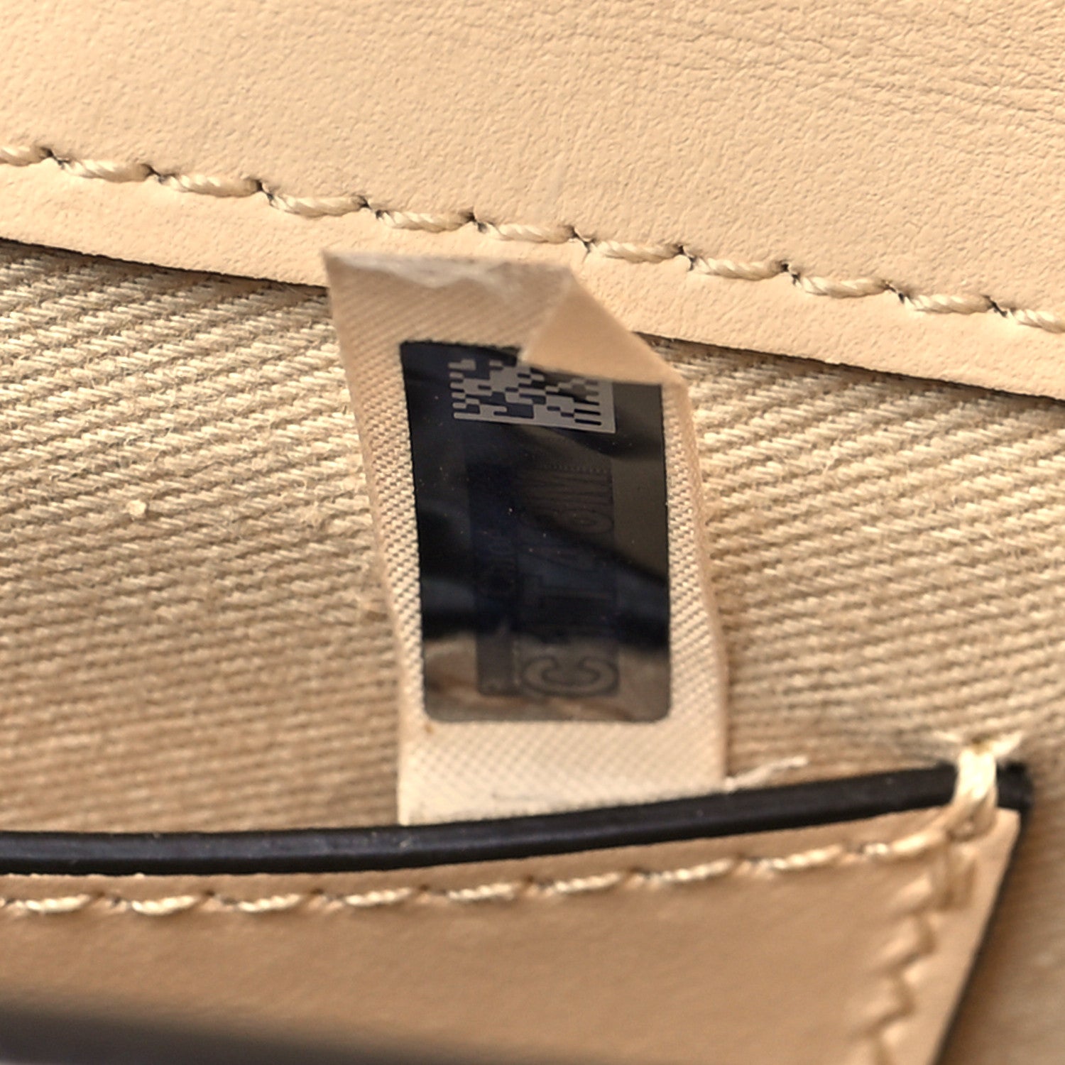 Chloe Calfskin Crocodile Embossed Small Tess Bag White Beige 7 of 10