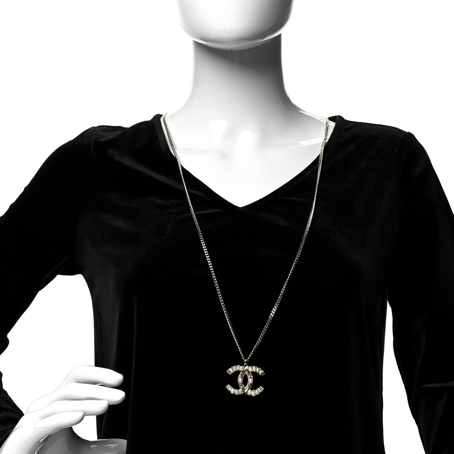 Pearl CC Pendant Necklace Light Gold