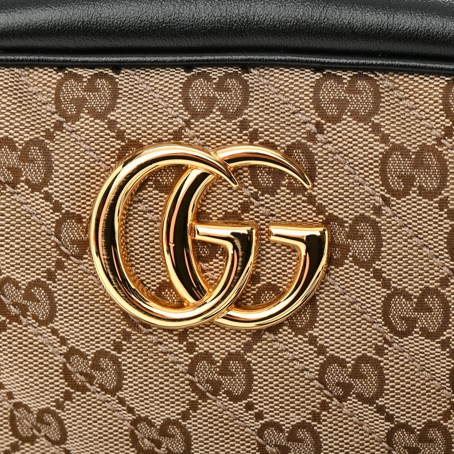 Monogram Matelasse Diagonal Small GG Marmont Chain Shoulder Bag Beige Black
