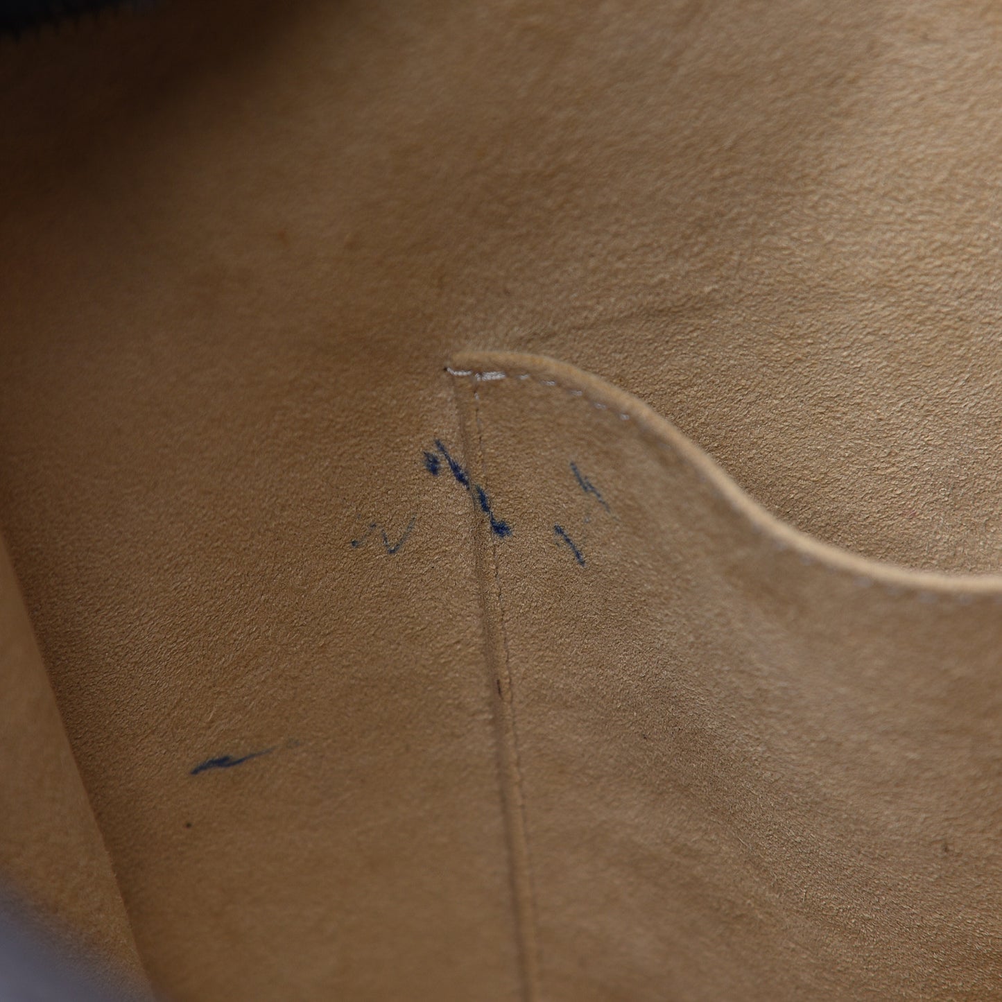 Monogram Babylone