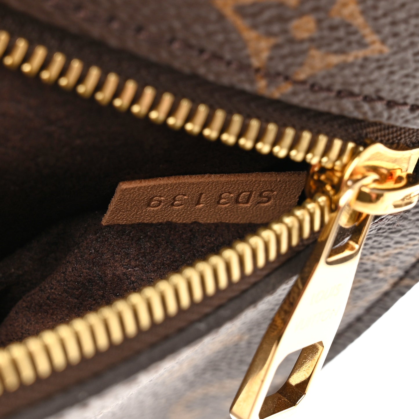 Monogram Pochette Metis