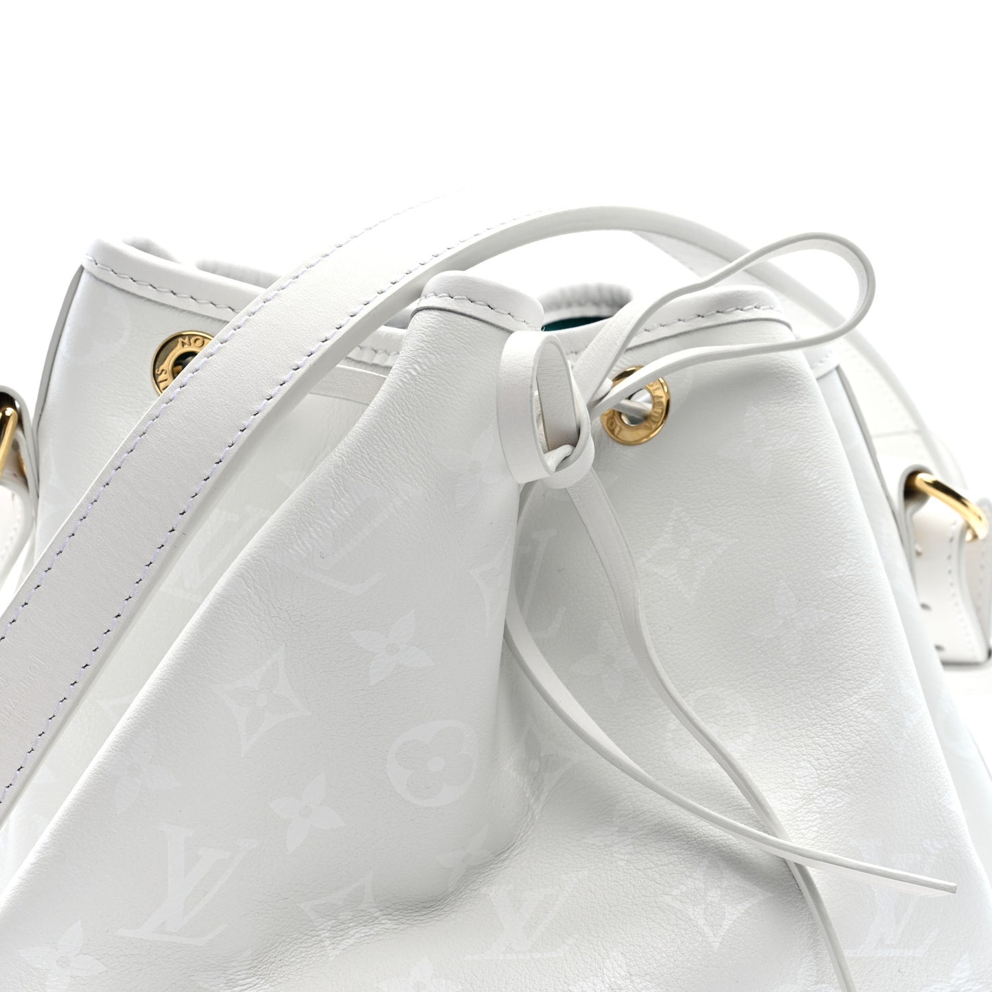 X SUN YITIAN Calfskin Monogram Petit Noe White