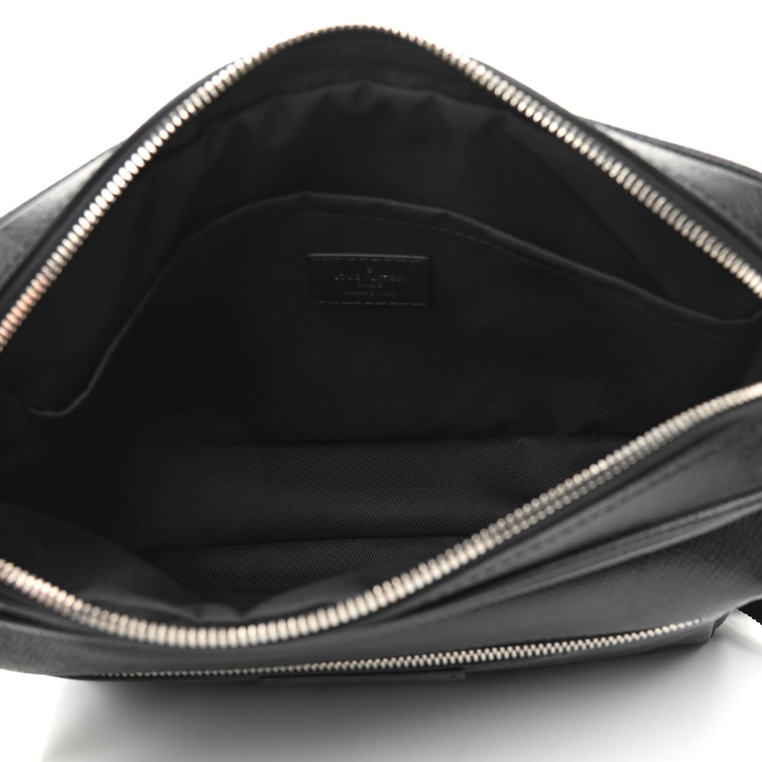Louis Vuitton Taiga Monogram Eclipse Outdoor Messenger Black 5 of 10