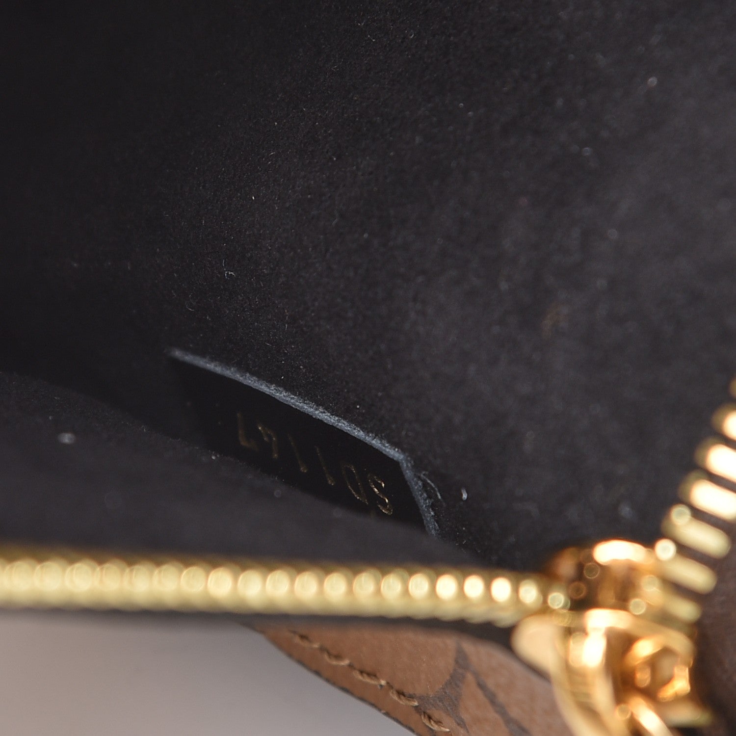 Louis Vuitton Reverse Monogram Pochette Metis 8 of 8