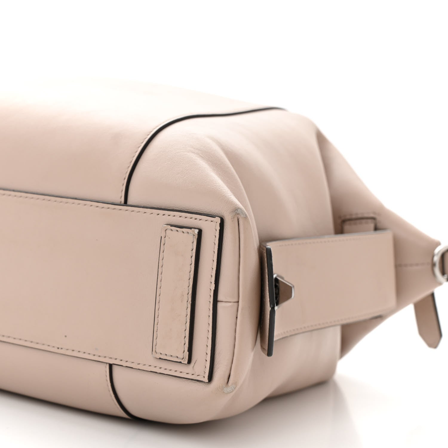 Givenchy Soft Calfskin Medium Soft Antigona Dune 9 of 16