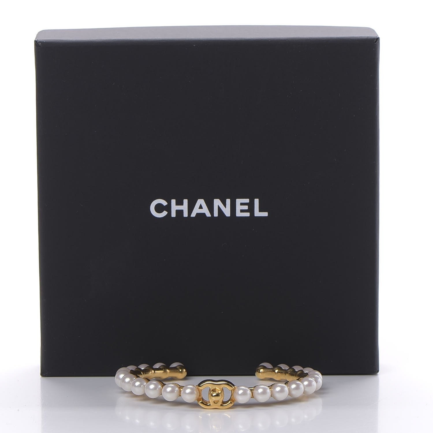 Chanel Pearl CC Cuff Bracelet M Gold Pearly White 6 of 7