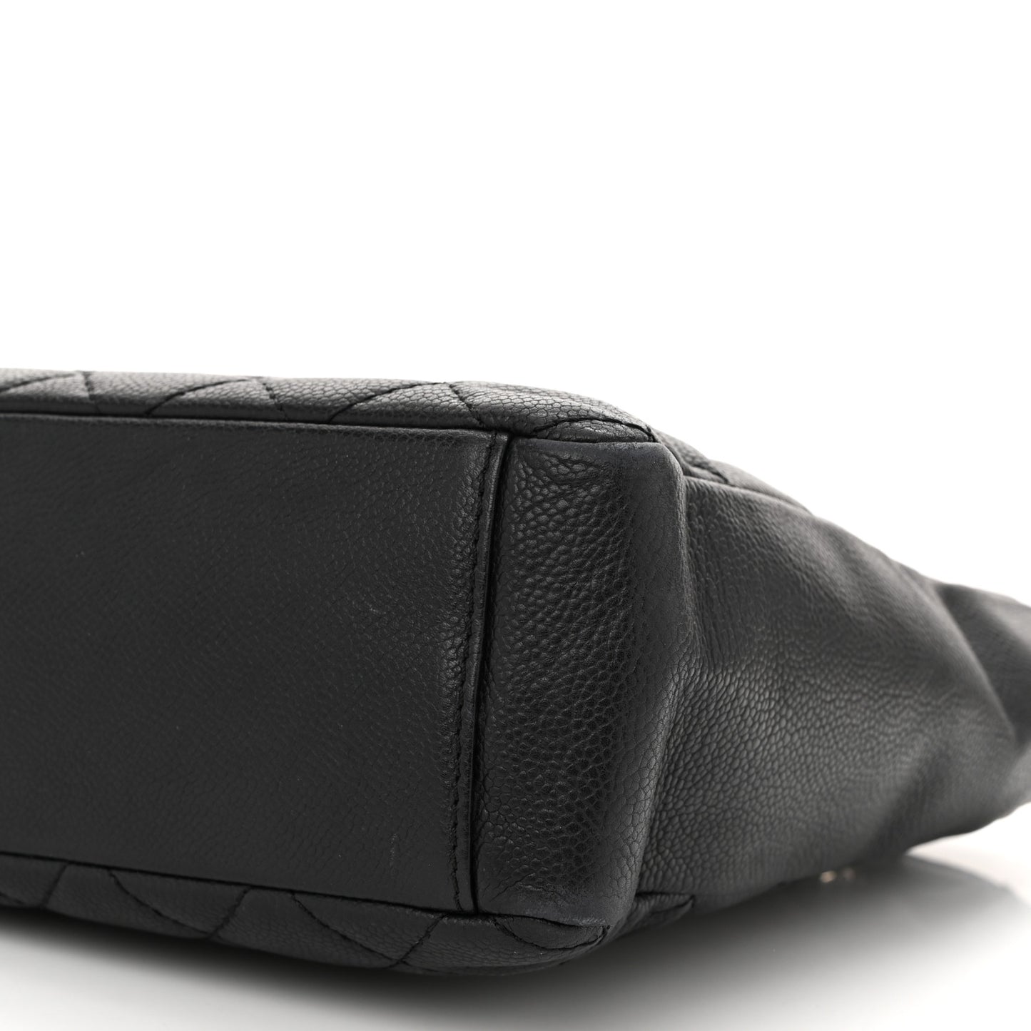 Caviar Quilted Petit Shopping Tote PST Black