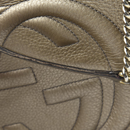 Gucci Metallic Pebbled Calfskin Medium Soho Chain Shoulder Bag Golden Beige 17 of 17
