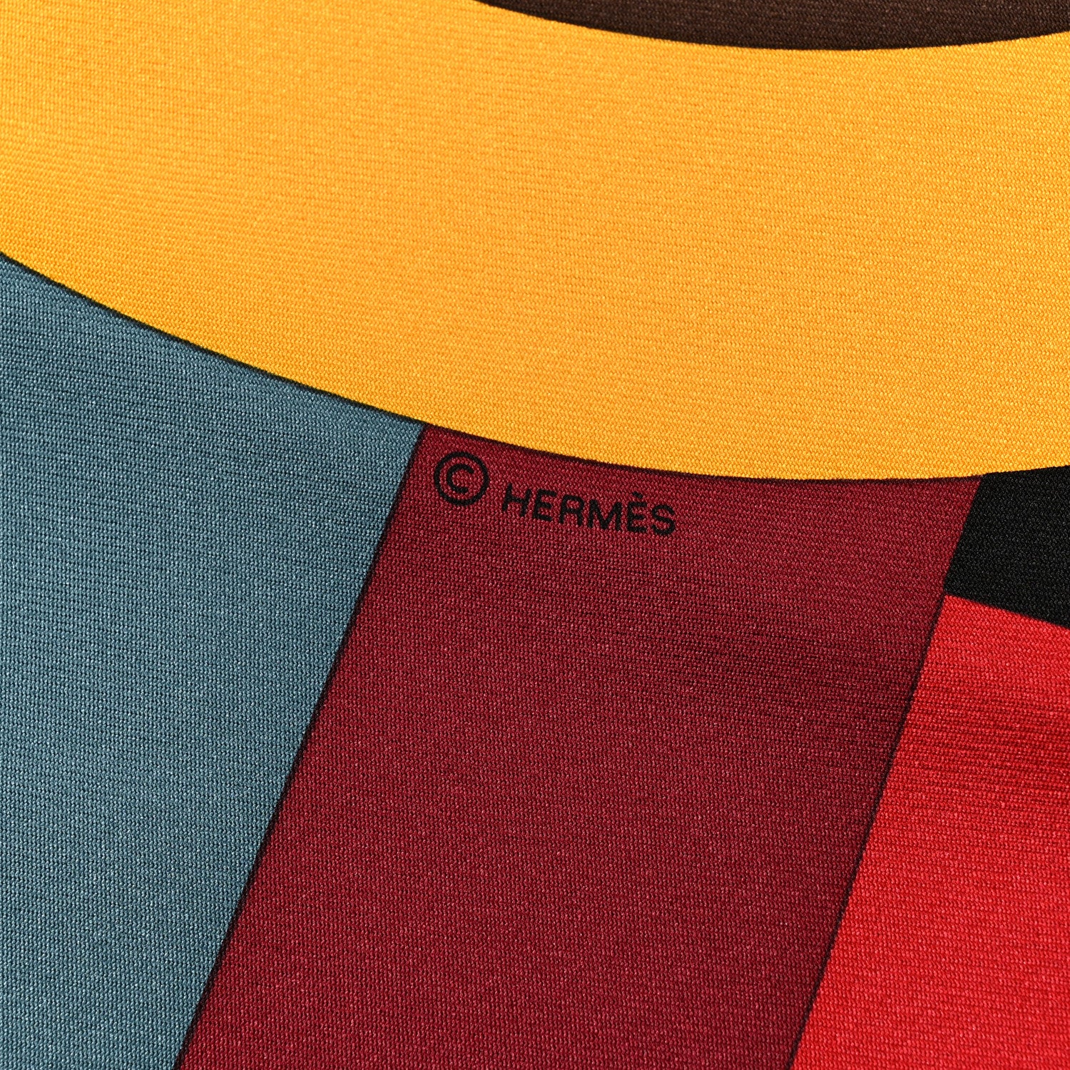 Hermes Silk Perspective Cavaliere 90 Twill Orange Rouge H Vert 3 of 4