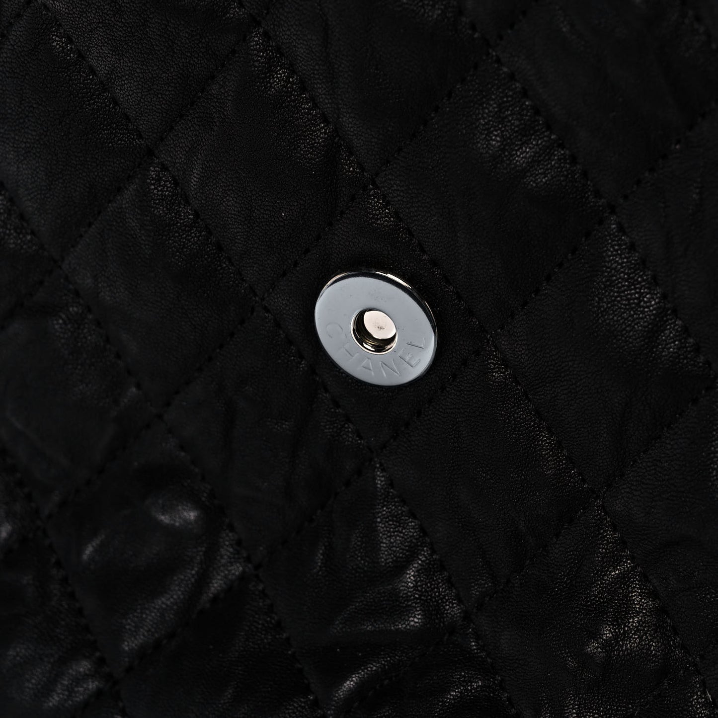 Washed Lambskin Quilted Maxi Chain Around Flap Black