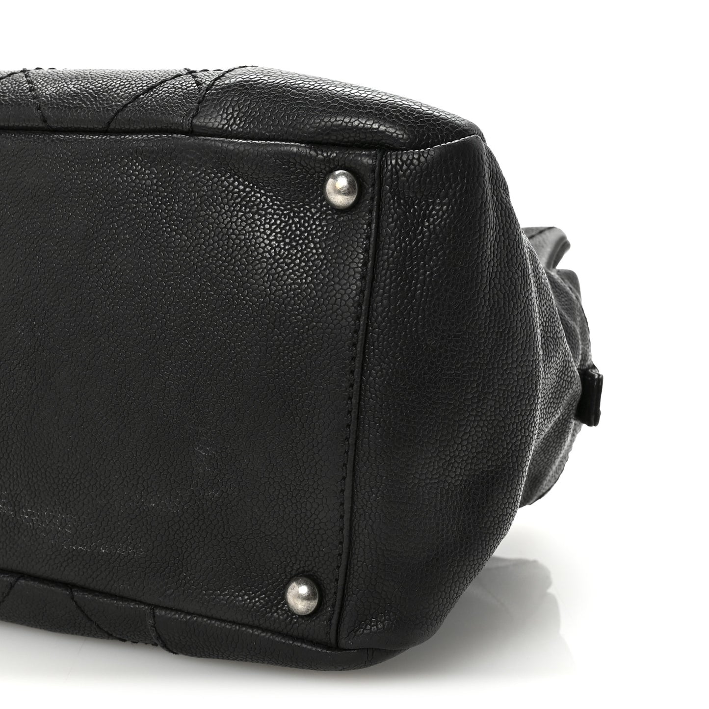 Distressed Caviar Outdoor Ligne Tote Black