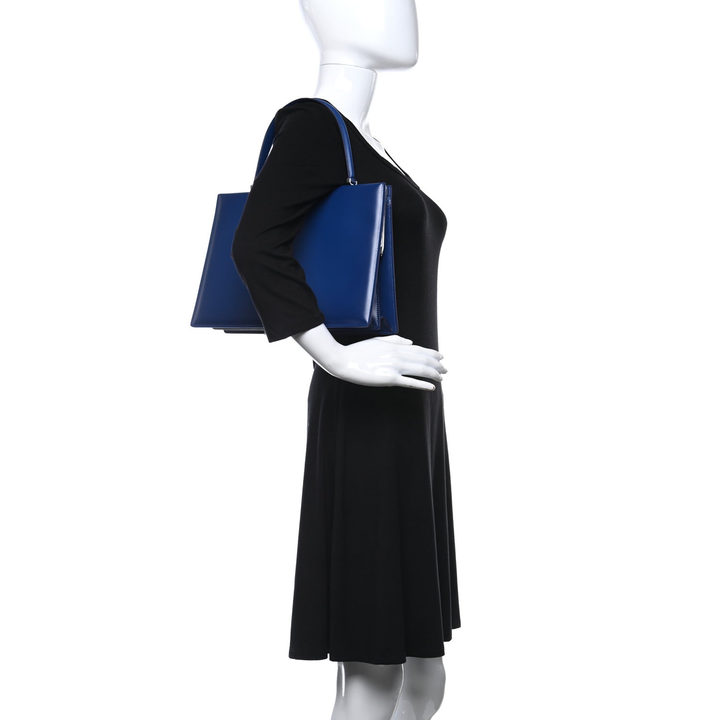 Patina Box Calfskin Medium Clasp Bag Lazuli