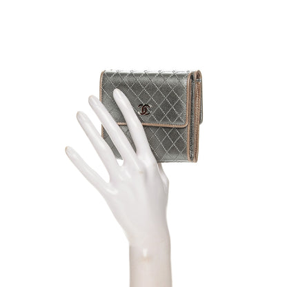 Chanel Metallic Calfskin Diamond Stitched Card Holder Wallet Silver Gold 2 of 8