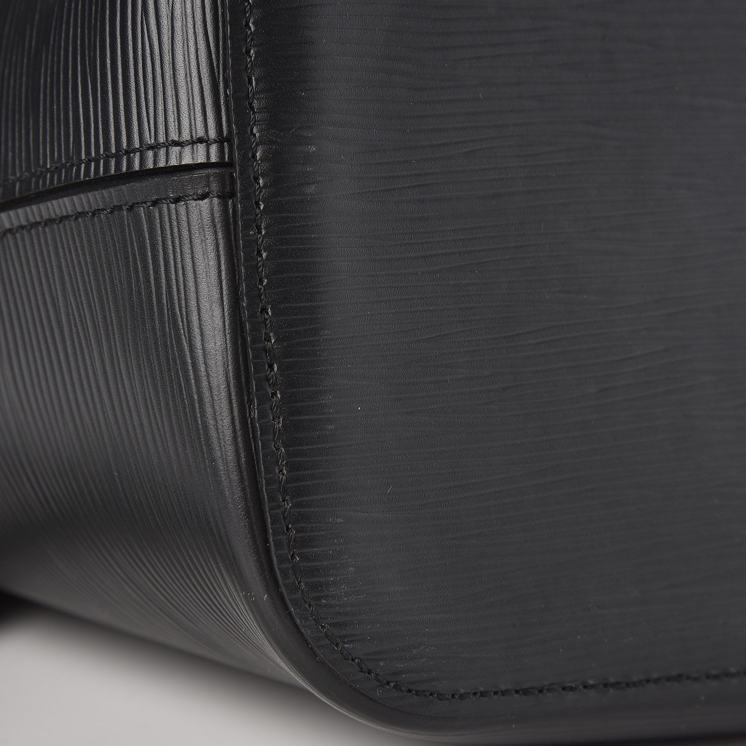 Louis Vuitton Epi Neverfull MM Black 8 of 12